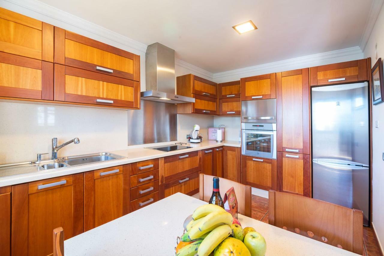 Villa Feel Tias Bagian luar foto
